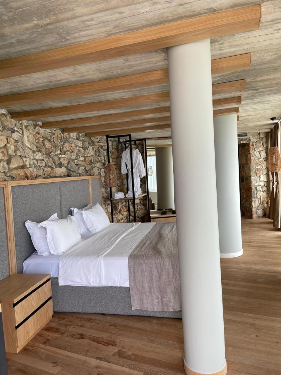 Buze Boutique Hotel Sarandë Exterior foto